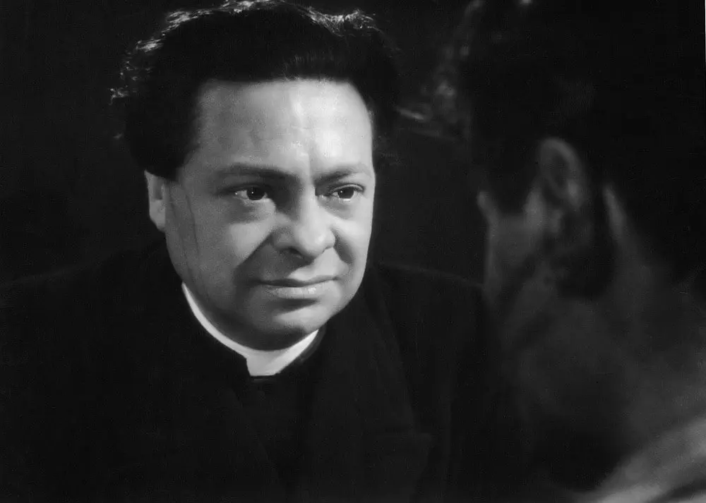 罗马，不设防的城市剧照2