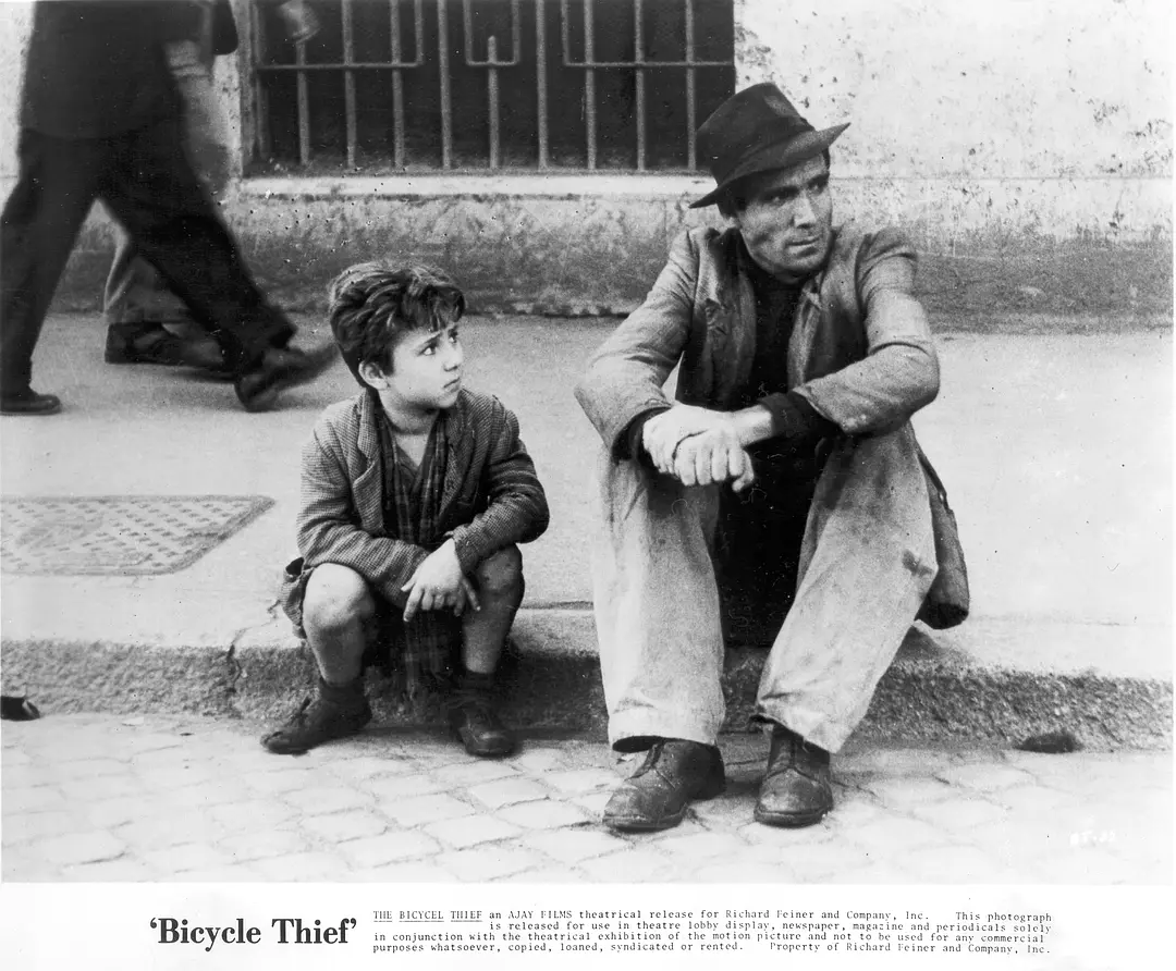 偷自行车的人剧照1