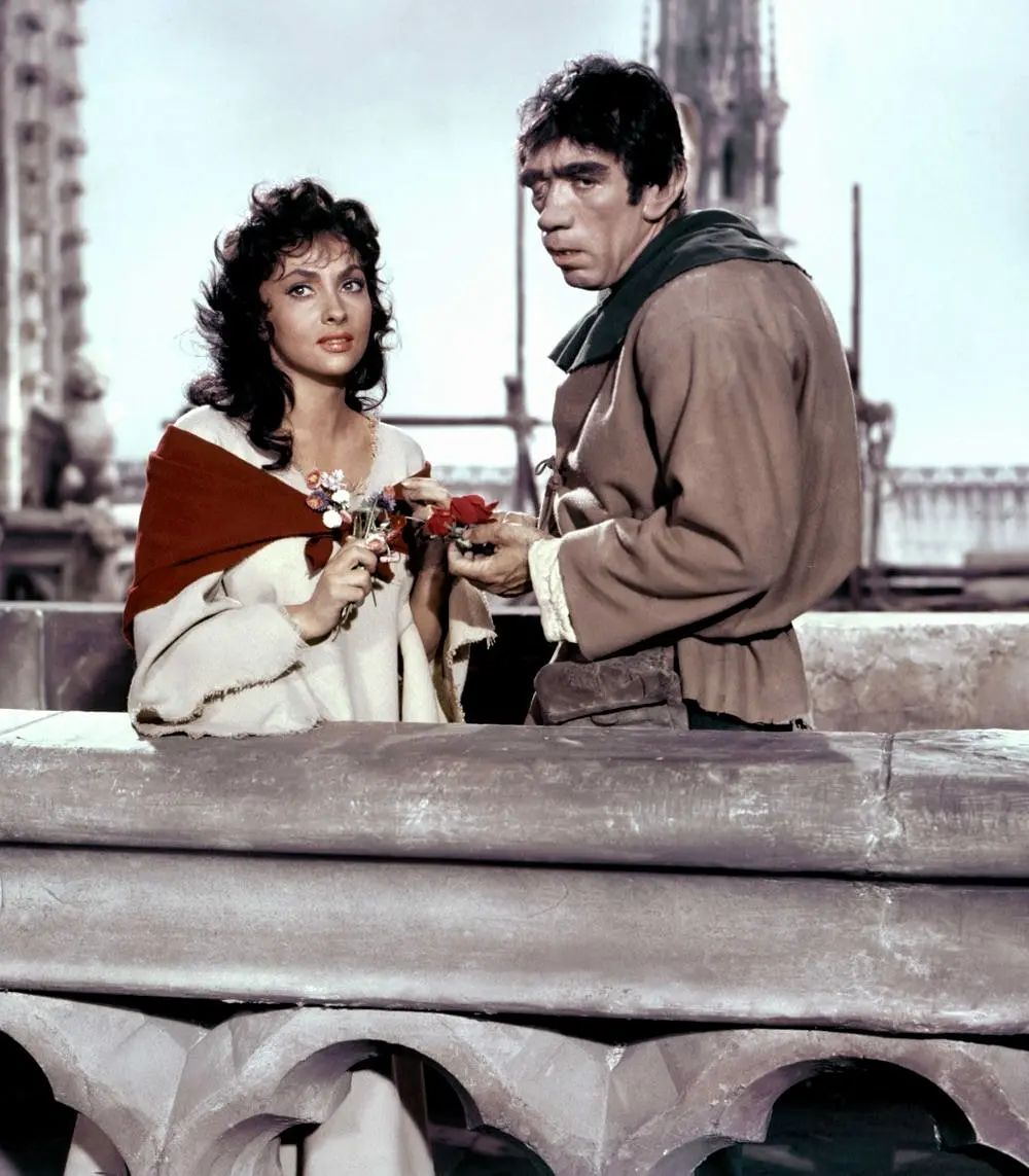 巴黎圣母院剧照2