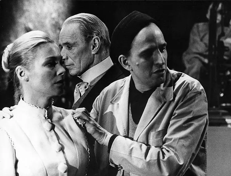 一出梦的戏剧剧照3