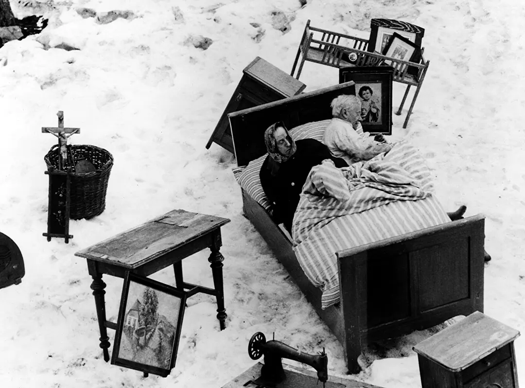 消防员舞会剧照1