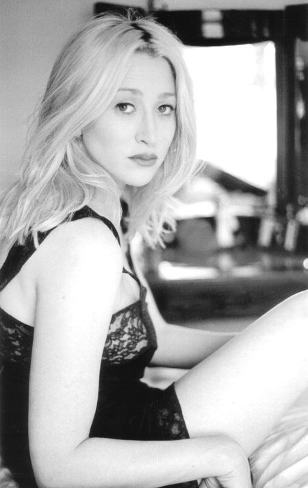 珍妮弗·布兰克 Jennifer Blanc-Biehn照片