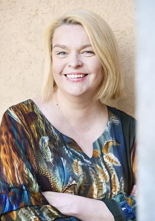 艾丽娜·克尼赫蒂莱 Elina Knihtilä照片