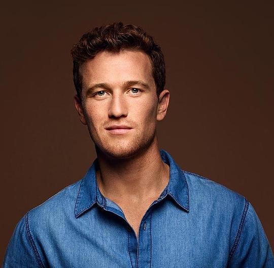 亚特乔姆·吉尔茨 Artjom Gilz照片