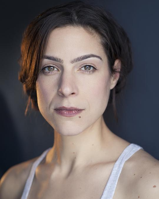 Joanna van Kampen照片