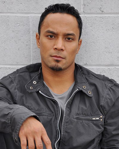 尼托·拉里奥萨 Nito Larioza照片