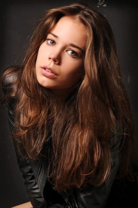 莱娅·科斯塔 Laia Costa照片