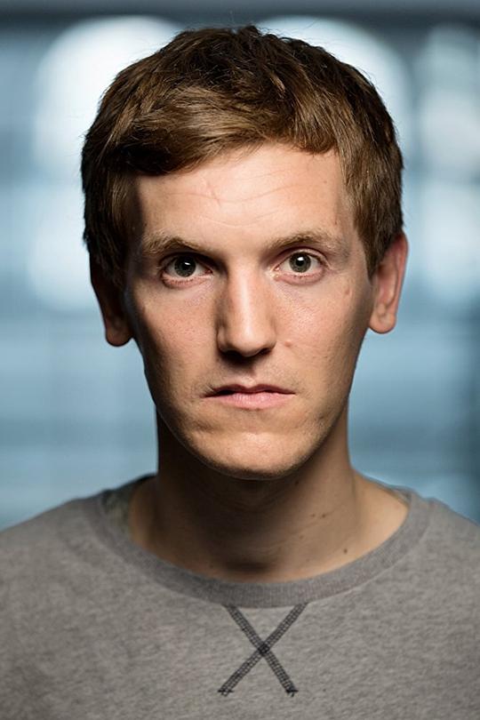 埃利奥特·克罗赛特·霍夫 Elliott Crosset Hove照片