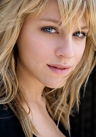 布里特·摩根 Brit Morgan照片