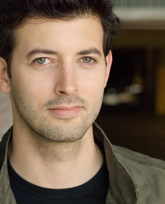 乔纳森·沃顿 Jonathan Watton照片