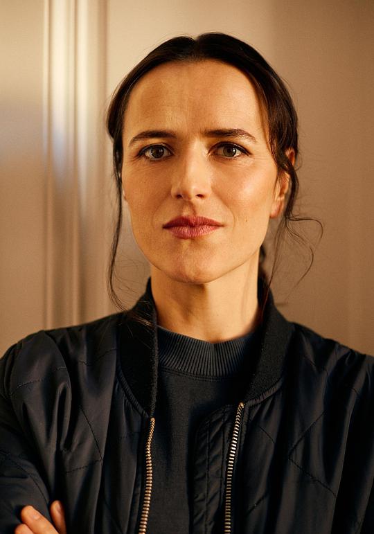 苏珊妮·格什温德纳 Susanne Gschwendtner照片