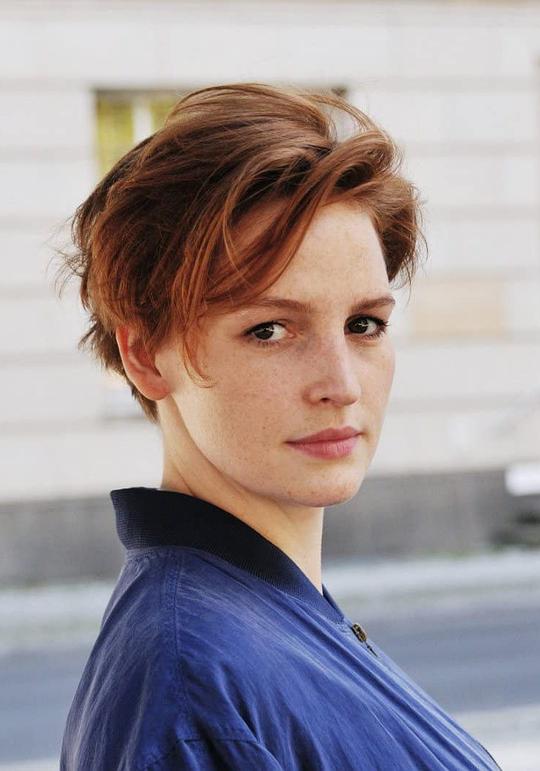 伊娃·玛丽亚·约斯特 Eva Maria Jost照片