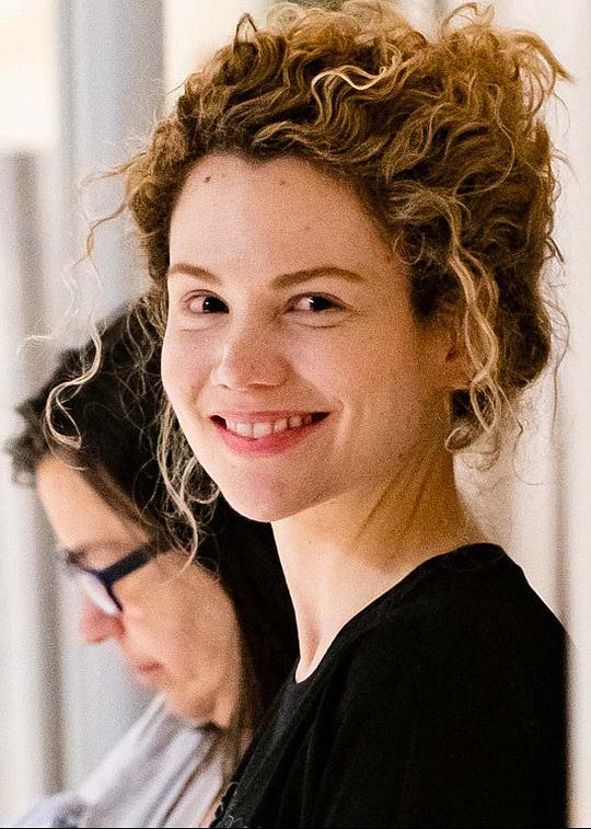 Sonia Liza Kenterman照片