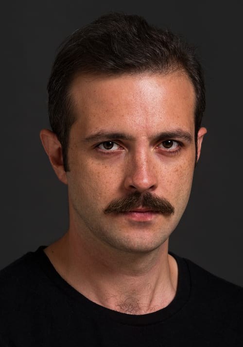 奥努尔·格尔凯 Onur Gürçay照片