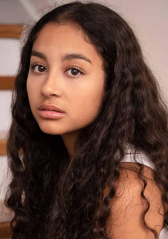 萨米拉·布鲁尔 Samirah Breuer照片