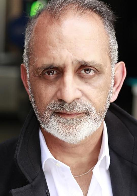 阿尼尔·古塔姆 Anil Goutam照片