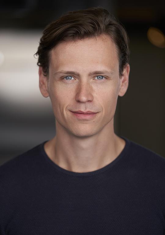 尼科洛·帕塞蒂 Nicolo Pasetti照片