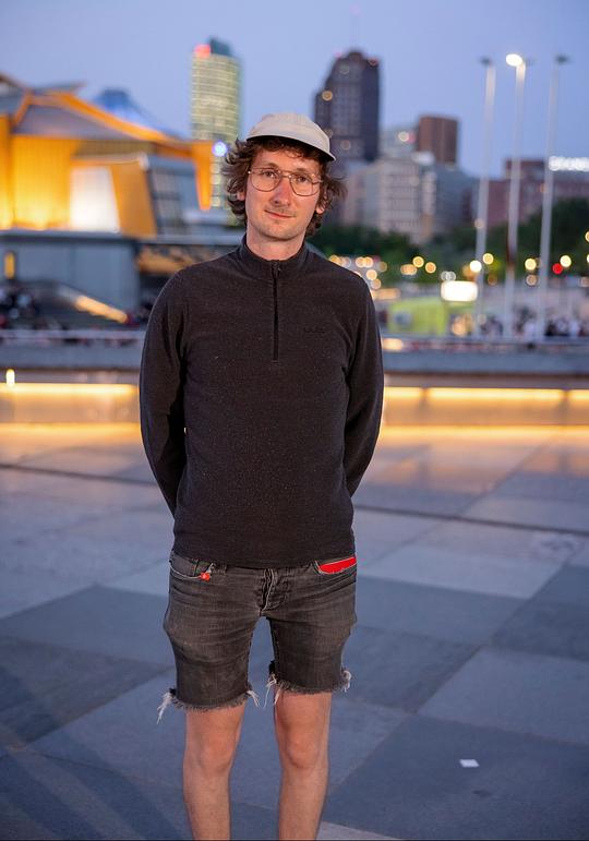 亚历山大·赫布斯特 Alexander Herbst照片