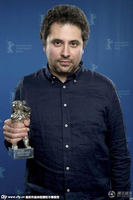 拉杜·裘德 Radu Jude照片