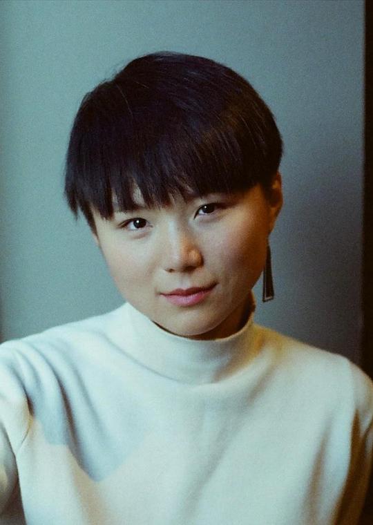 黄云 Yun Huang照片