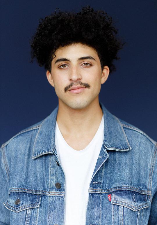 卢卡斯·亚力山大 Lukas Alexander照片