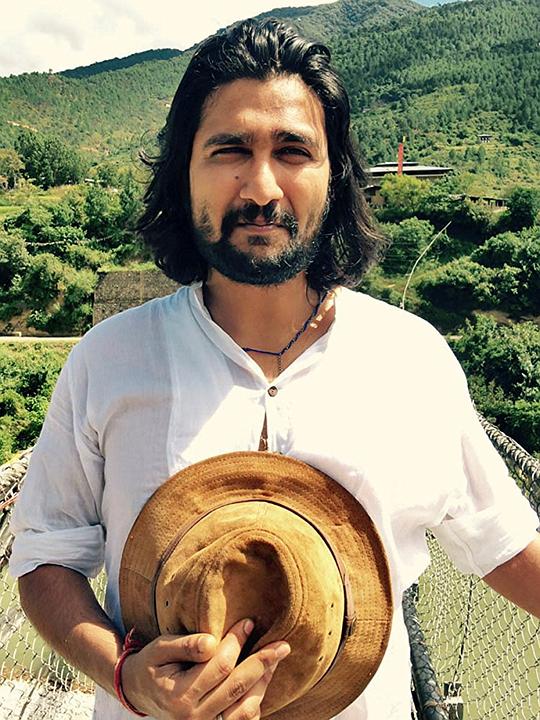 拉胡尔·贾殷 Rahul Jain照片