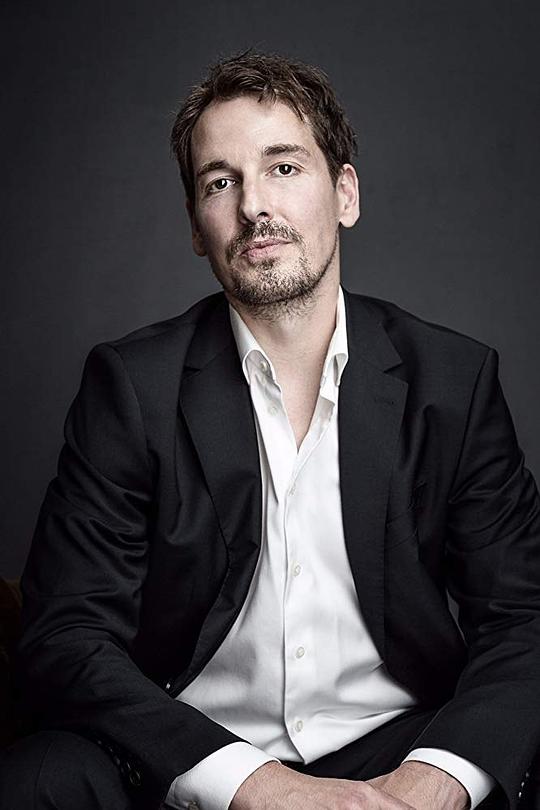 费利克斯·克拉默 Felix Kramer照片