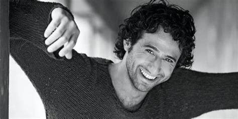 塞尔坎·卡亚 Serkan Kaya照片