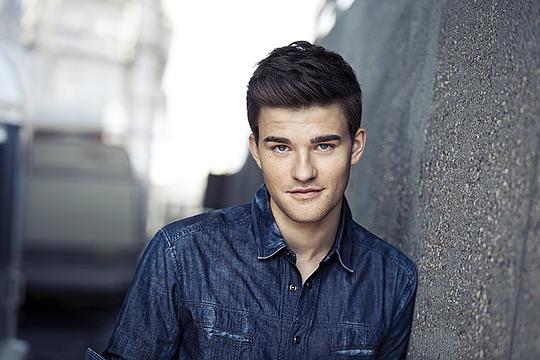 帕特里克·莫勒肯 Patrick Mölleken照片