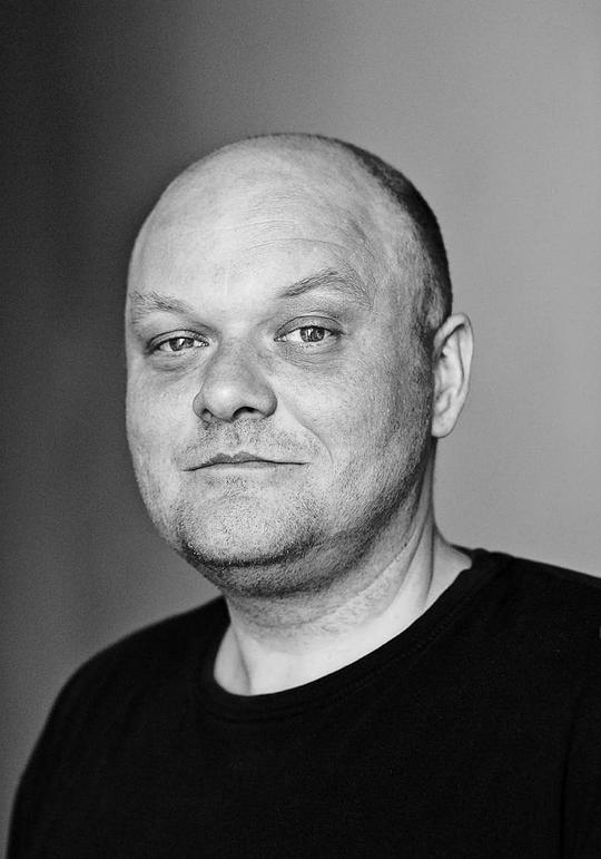 米夏尔·科萨科夫斯基 Michal Kosakowski照片