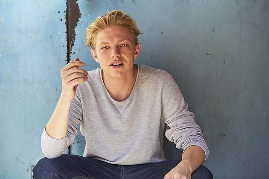 伦纳德·昆兹 Leonard Kunz照片