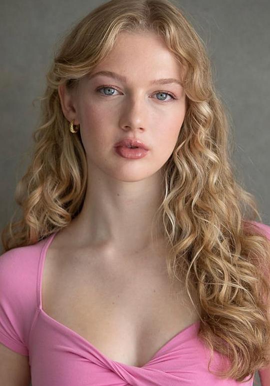 萨拉·阿伯特 Sarah Abbott照片