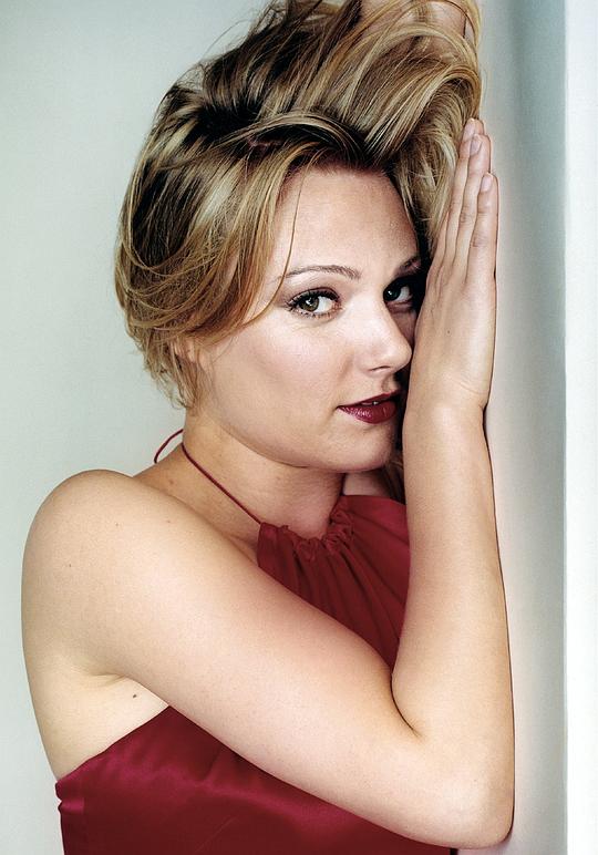 伊娃·哈斯曼 Eva Haßmann照片