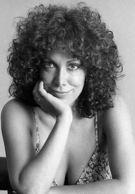 米尔塔·布斯内利 Mirta Busnelli照片