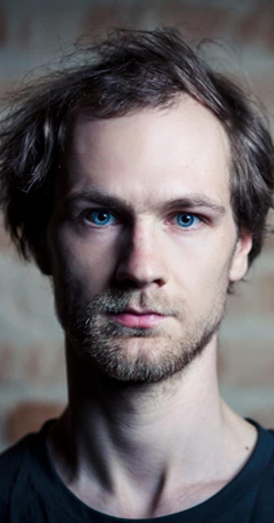 罗伯特·格维斯戴克 Robert Gwisdek照片