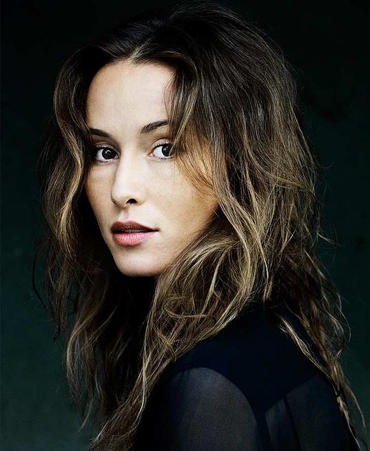 佩莉·鲍麦斯特 Peri Baumeister照片