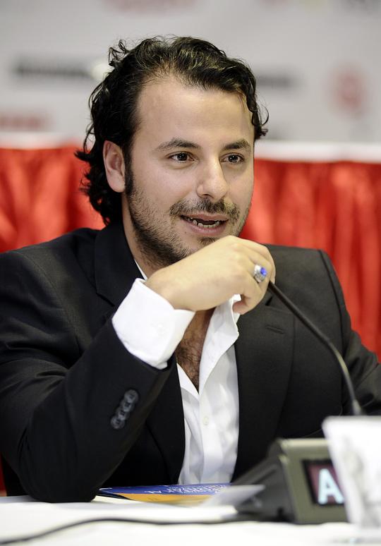 侯赛因·塔巴克 Hüseyin Tabak照片