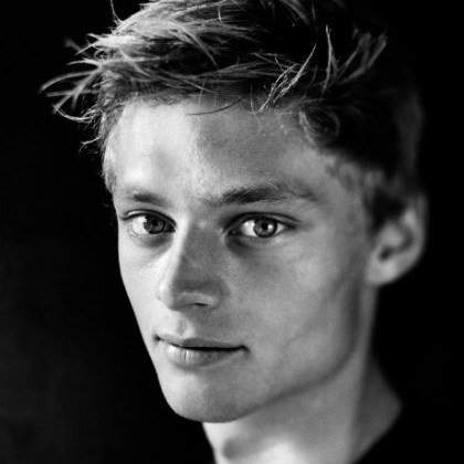 乔纳斯·斯莫德斯 Jonas Smulders照片