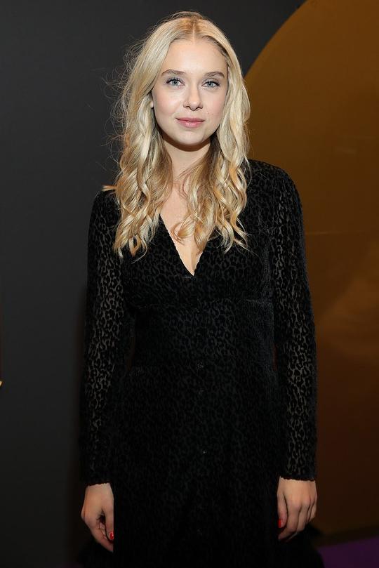 安娜·赫尔曼 Anna Hermann照片