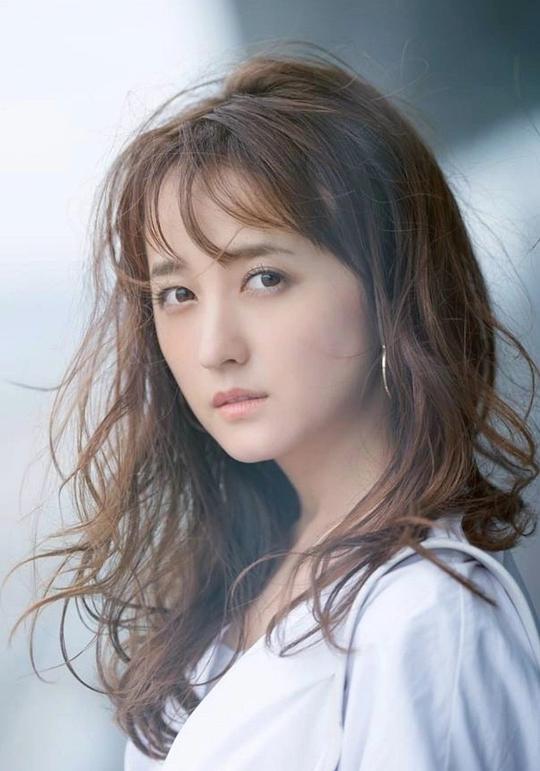 小松彩夏 Ayaka Komatsu照片