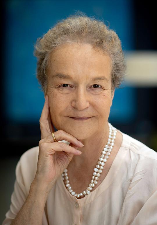 赫尔塔·多伊布勒-格梅林 Herta Däubler-Gmelin照片