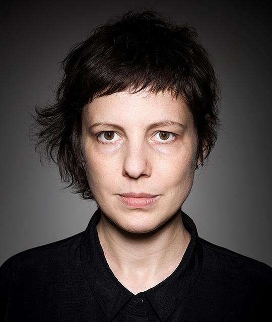 阿迪娜·平蒂列 Adina Pintilie照片