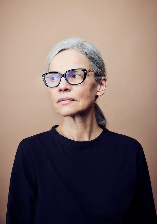 安格拉·夏娜莱克 Angela Schanelec照片