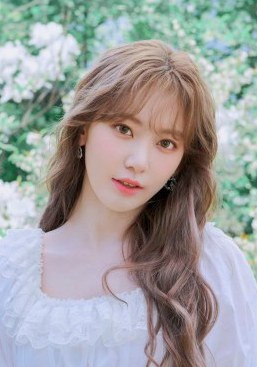 宫胁咲良 Sakura Miyawaki照片