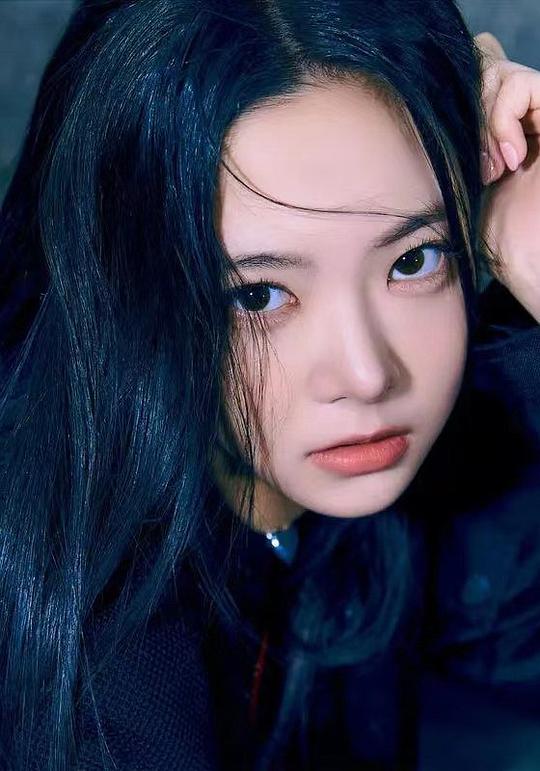 洪恩採 Hong Eunchae照片