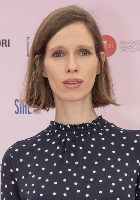 莉莉·霍瓦特 Lili Horvát照片