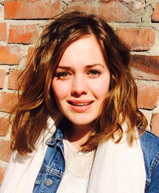 乌娜·艾罗拉 Oona Airola照片