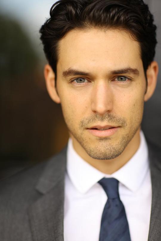 迪恩·J·韦斯特 Dean J. West照片