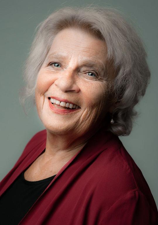 克莉丝汀娜·布鲁霍夫 Christiane Blumhoff照片