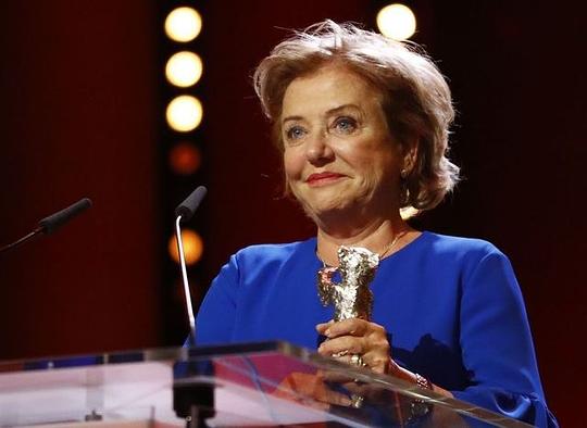 安娜·布伦 Ana Brun照片